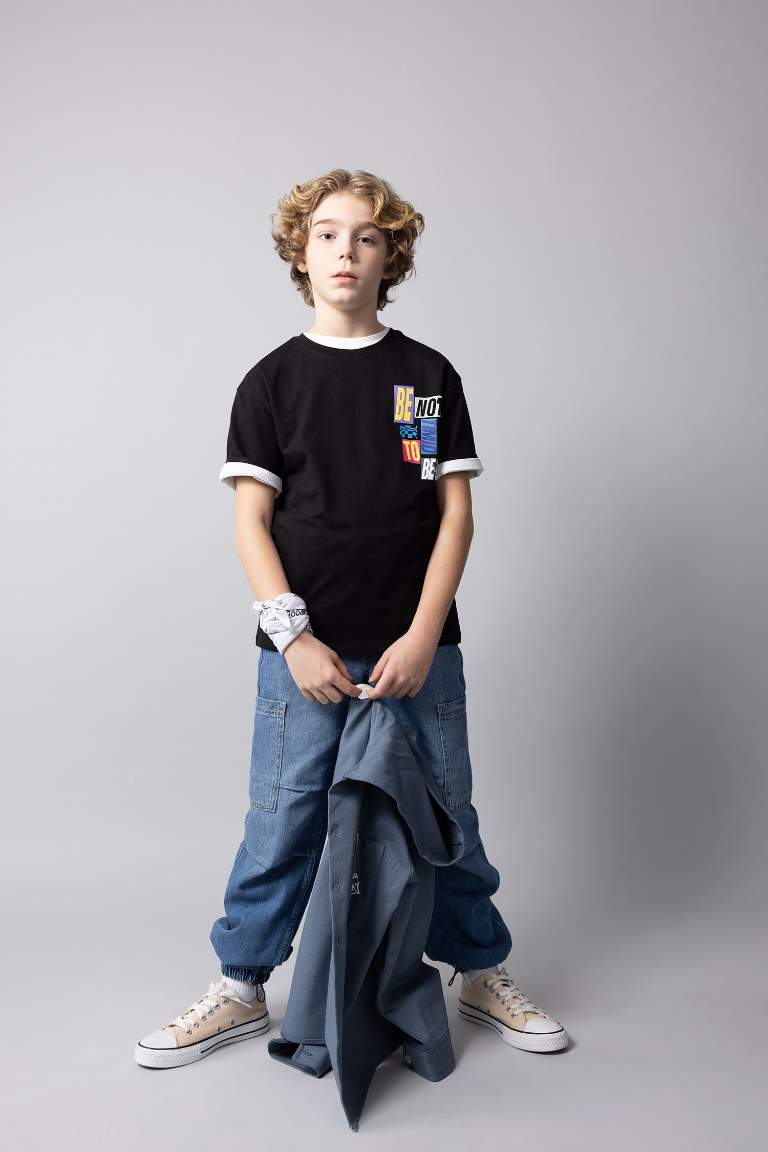 Boy Oversize Fit Short Sleeve T-Shirt