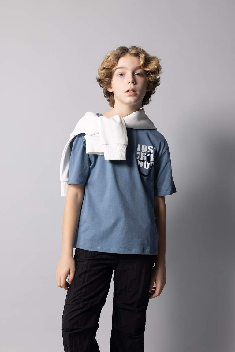 Boy Oversize Fit Crew Neck Embroidered T-Shirt