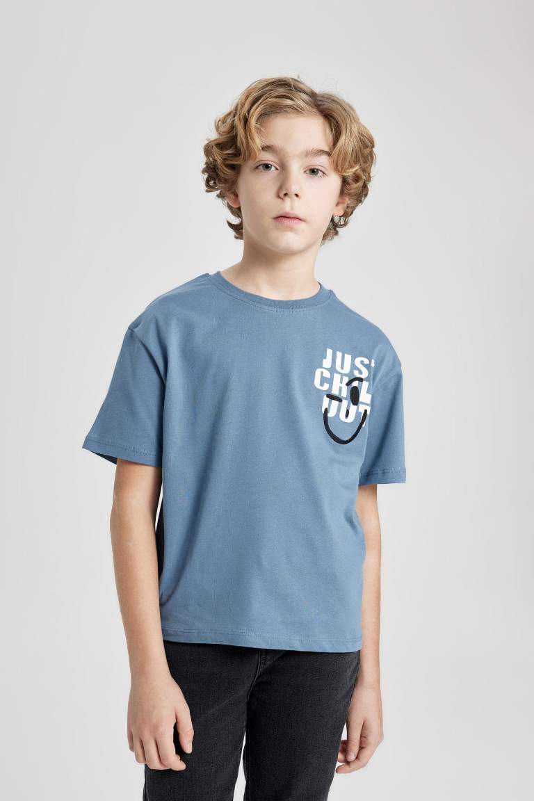 Boy Oversize Fit Crew Neck Embroidered T-Shirt