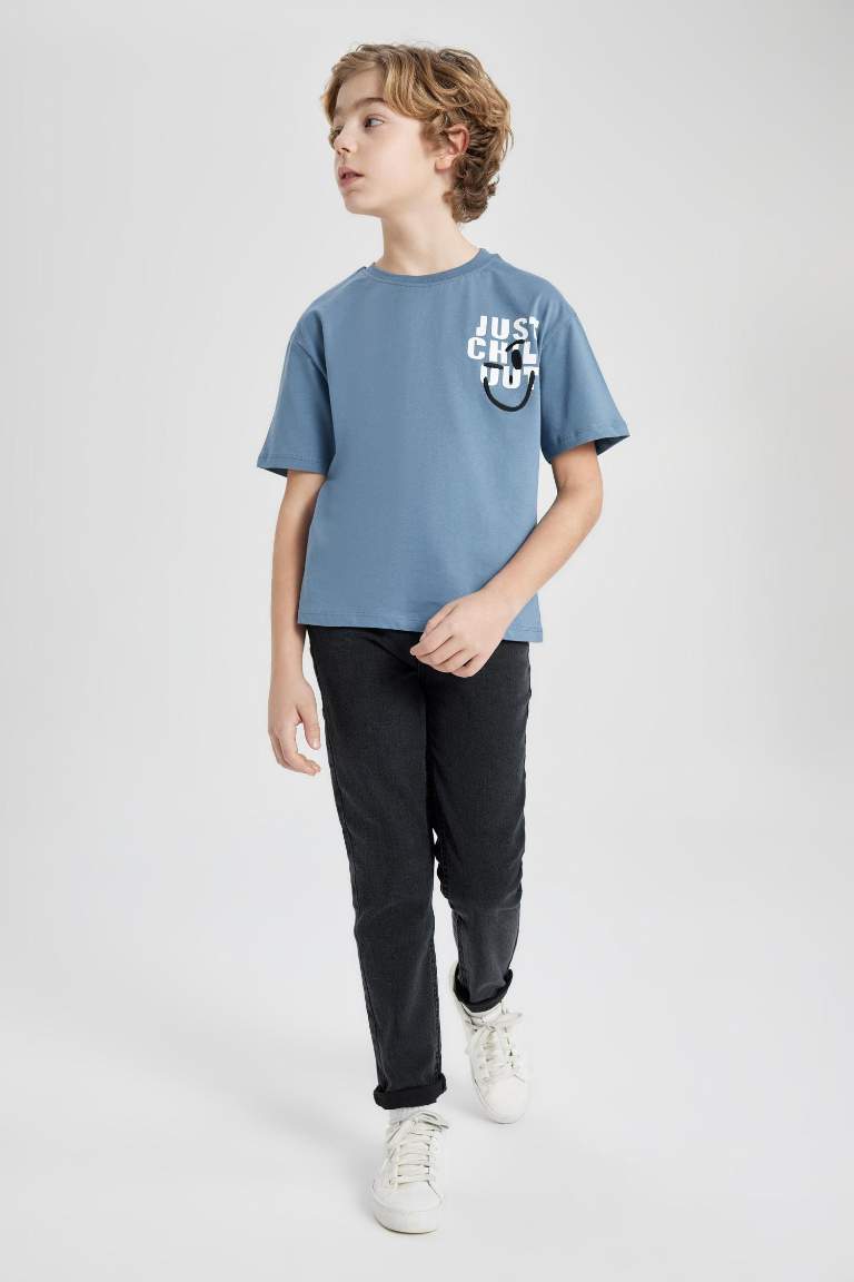 Boy Oversize Fit Crew Neck Embroidered T-Shirt