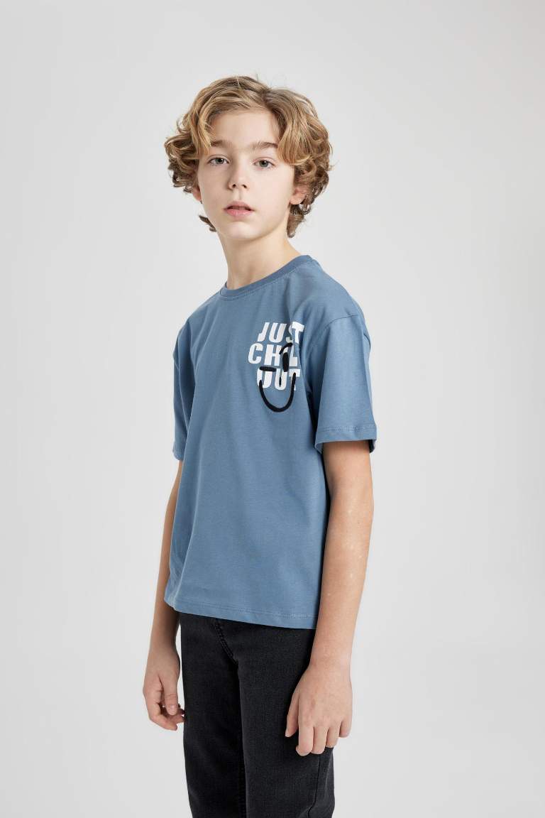 Boy Oversize Fit Crew Neck Embroidered T-Shirt