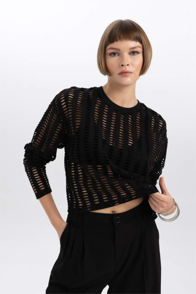 Black Backless Cotton T Shirt For Spring Women Loose Fit Breathable Everyday Wear