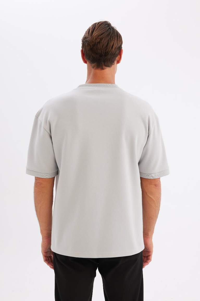 Oversize Fit Crew Neck T-Shirt