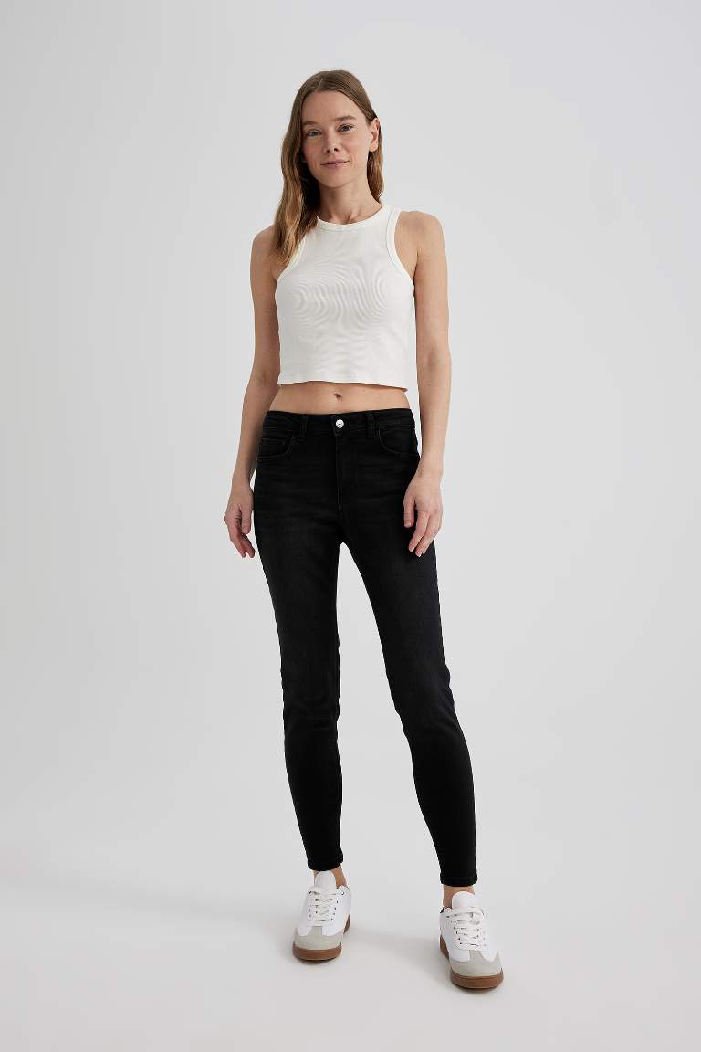 Rebeca Skinny Fit Normal Waist Long Jeans