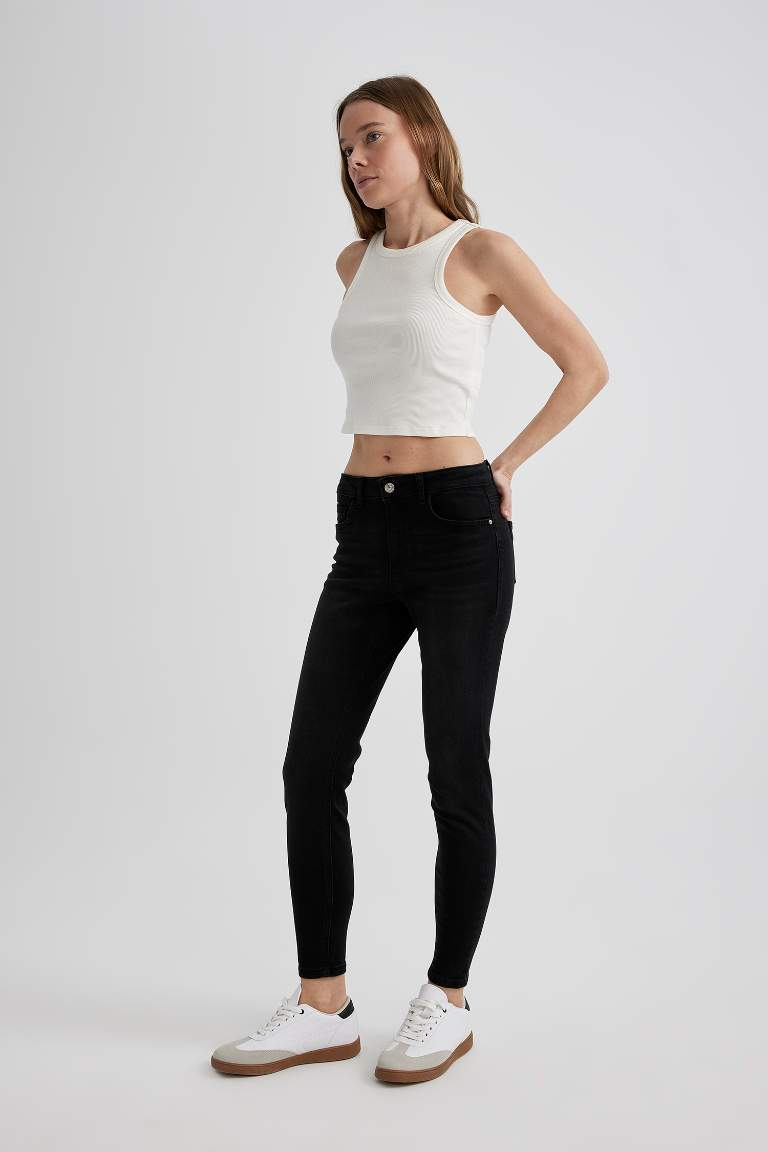 Rebeca Skinny Fit Normal Waist Long Jeans