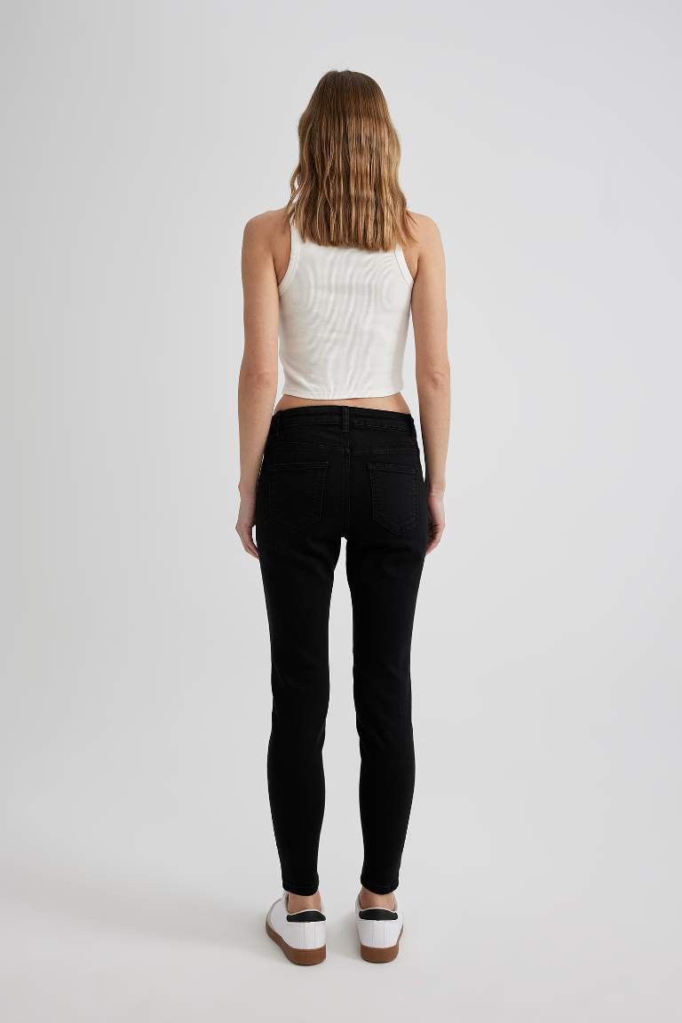 Rebeca Skinny Fit Normal Waist Long Jeans