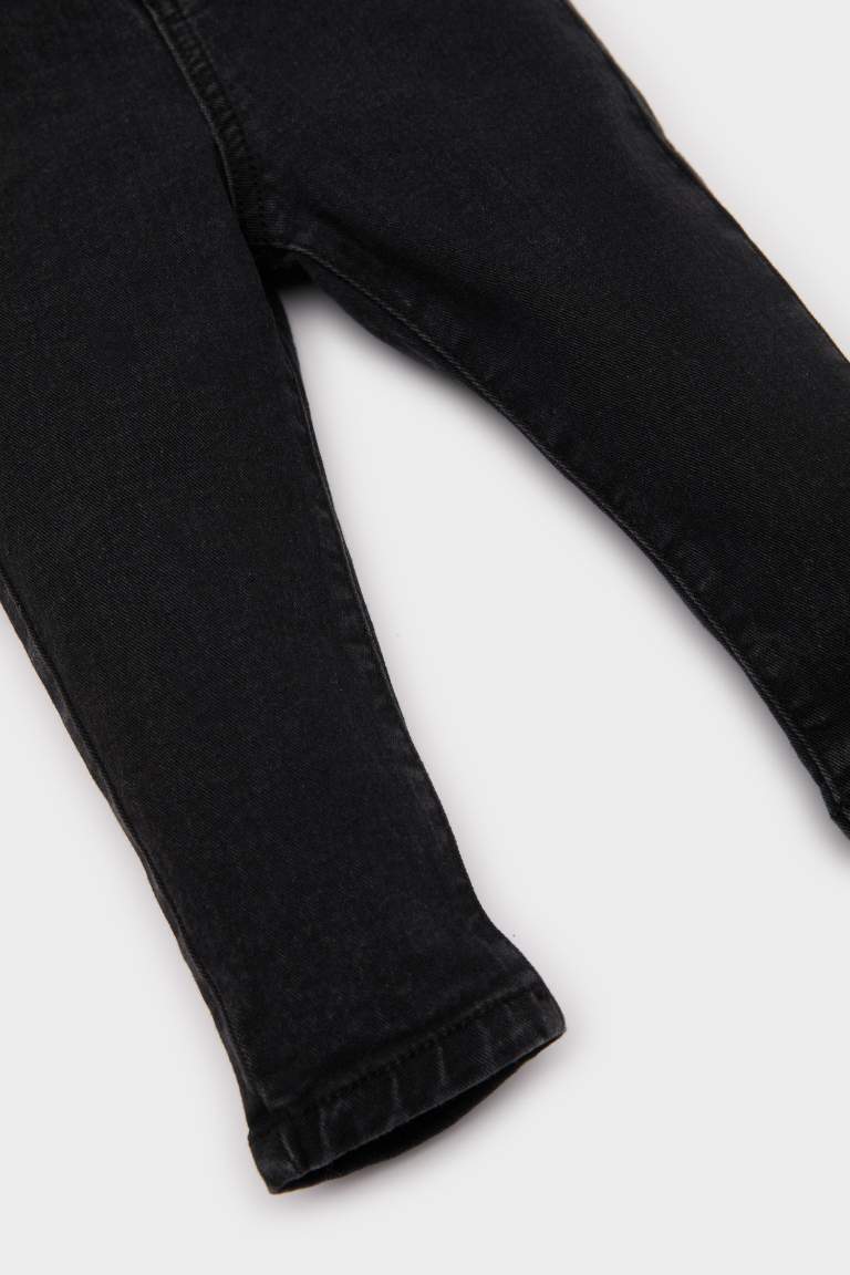 Erkek Bebek Düz Paça Jean Pantolon