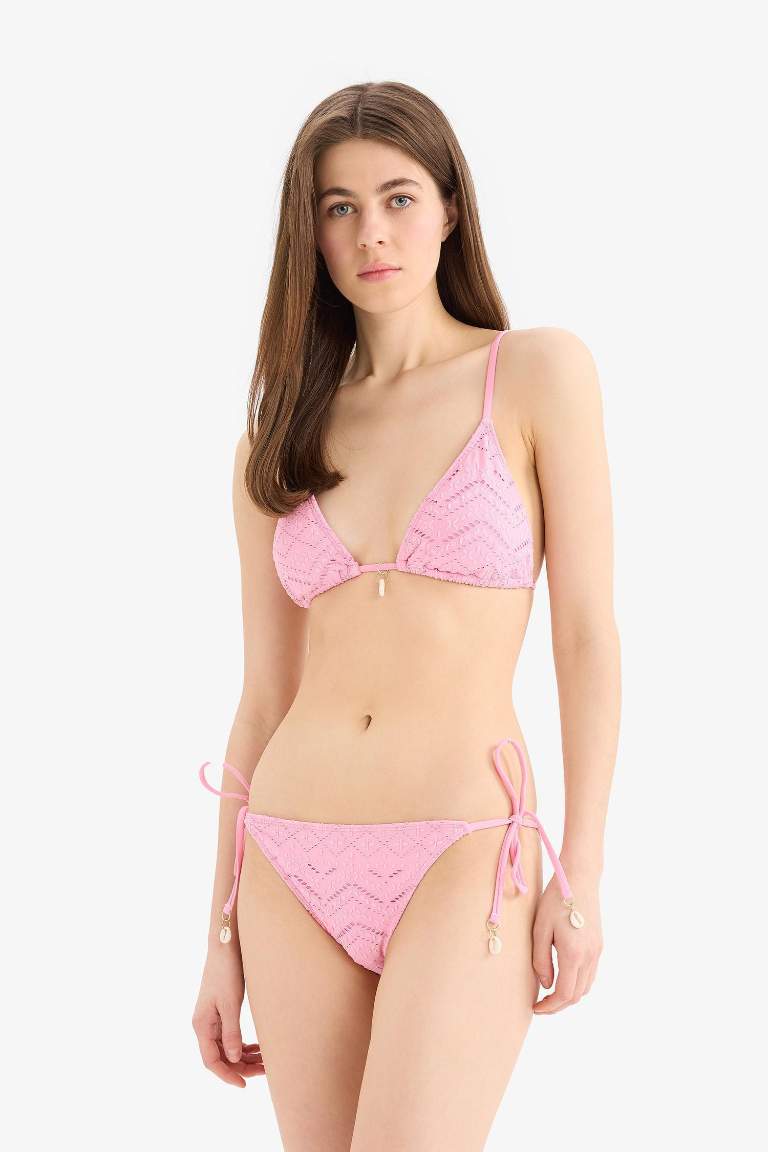 Regular Fit Nakışlı Brode Bikini Altı-Fall in Love