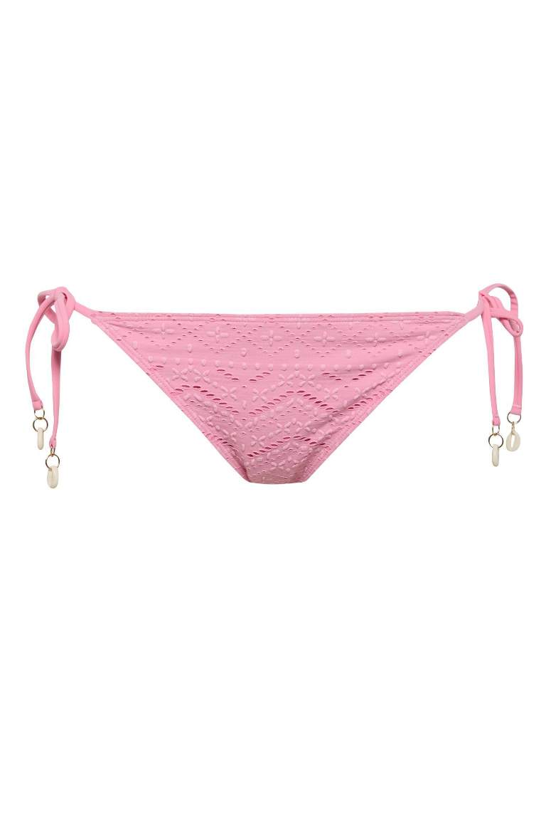 Regular Fit Nakışlı Brode Bikini Altı-Fall in Love