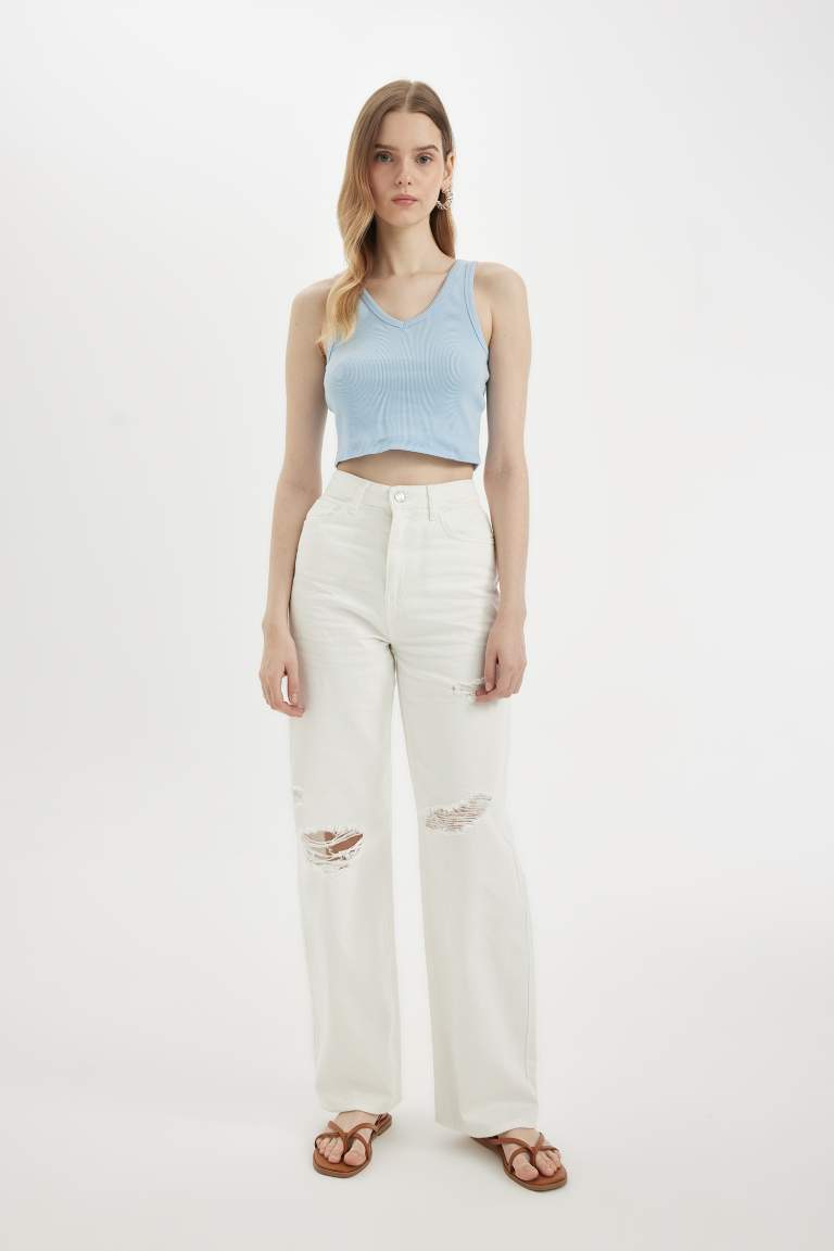 Fitted V-Neck Ribbed Camisole Crop Top