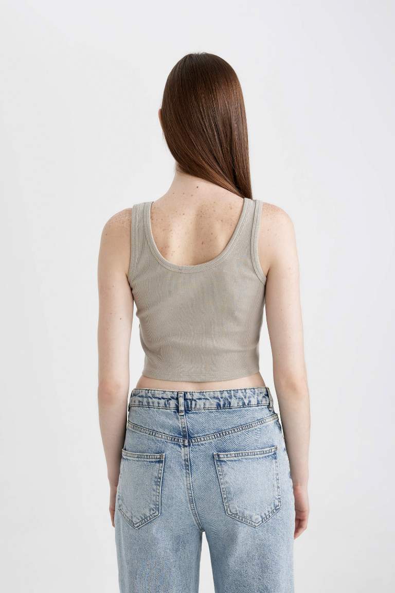 Fitted V-Neck Ribbed Camisole Crop Top