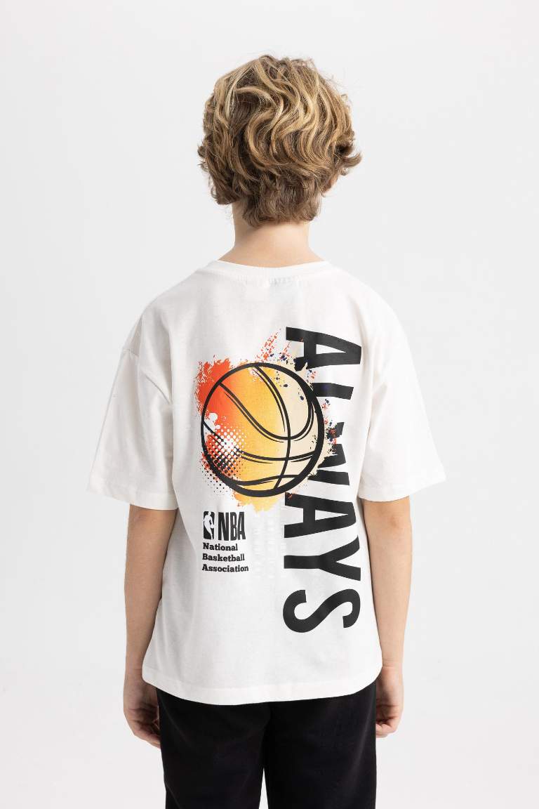 Boy NBA Wordmark Oversize Fit Crew Neck T-Shirt