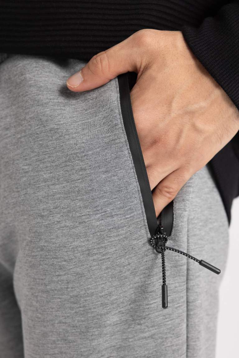 Slim Fit Rib Hem Sweatpants