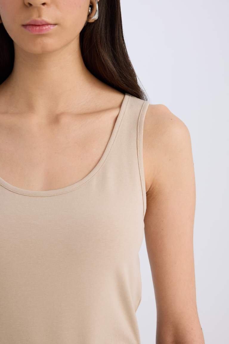 Slim Fit Basic Round Collar Sleeveless Tank Top