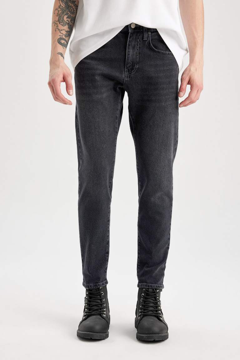 Pantalon Jean Slim  à Taille Normale et Jambe ajustées