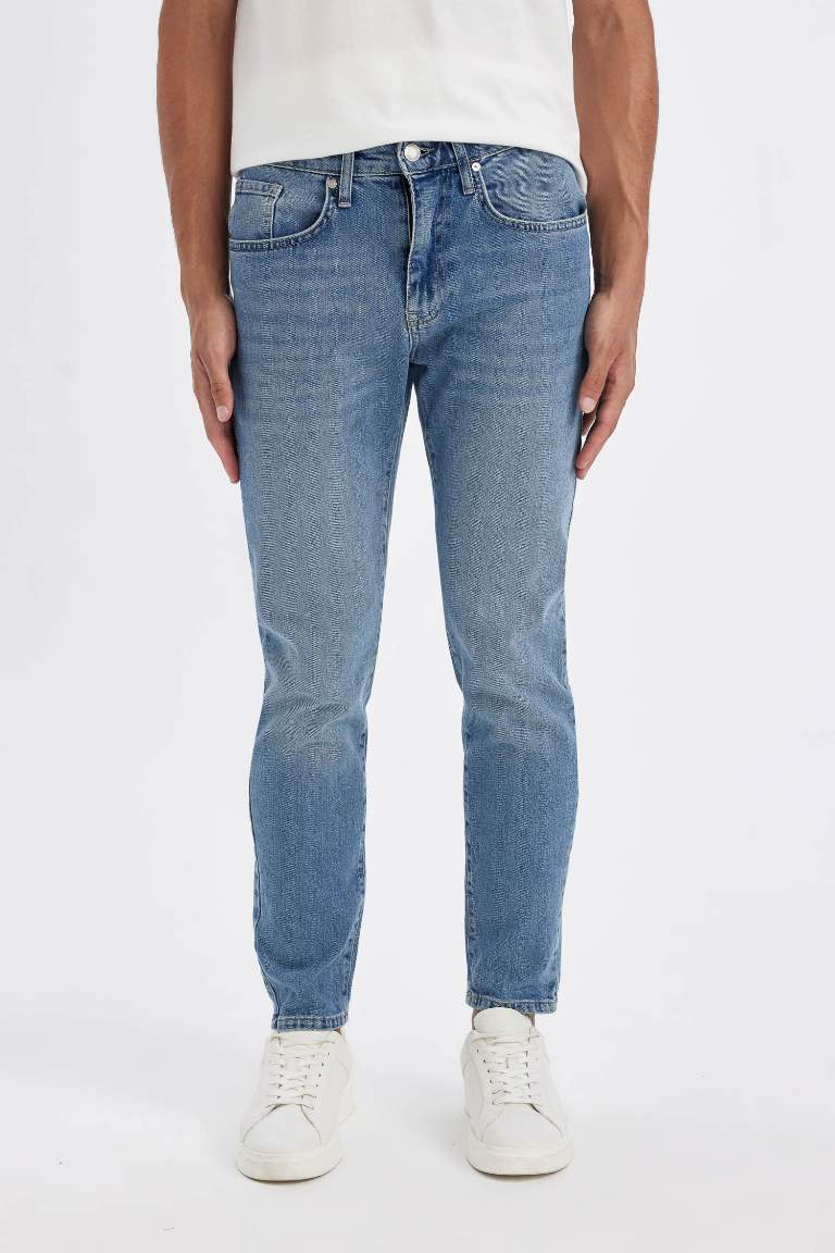 Pantalon Jean Slim  à Taille Normale et Jambe ajustées