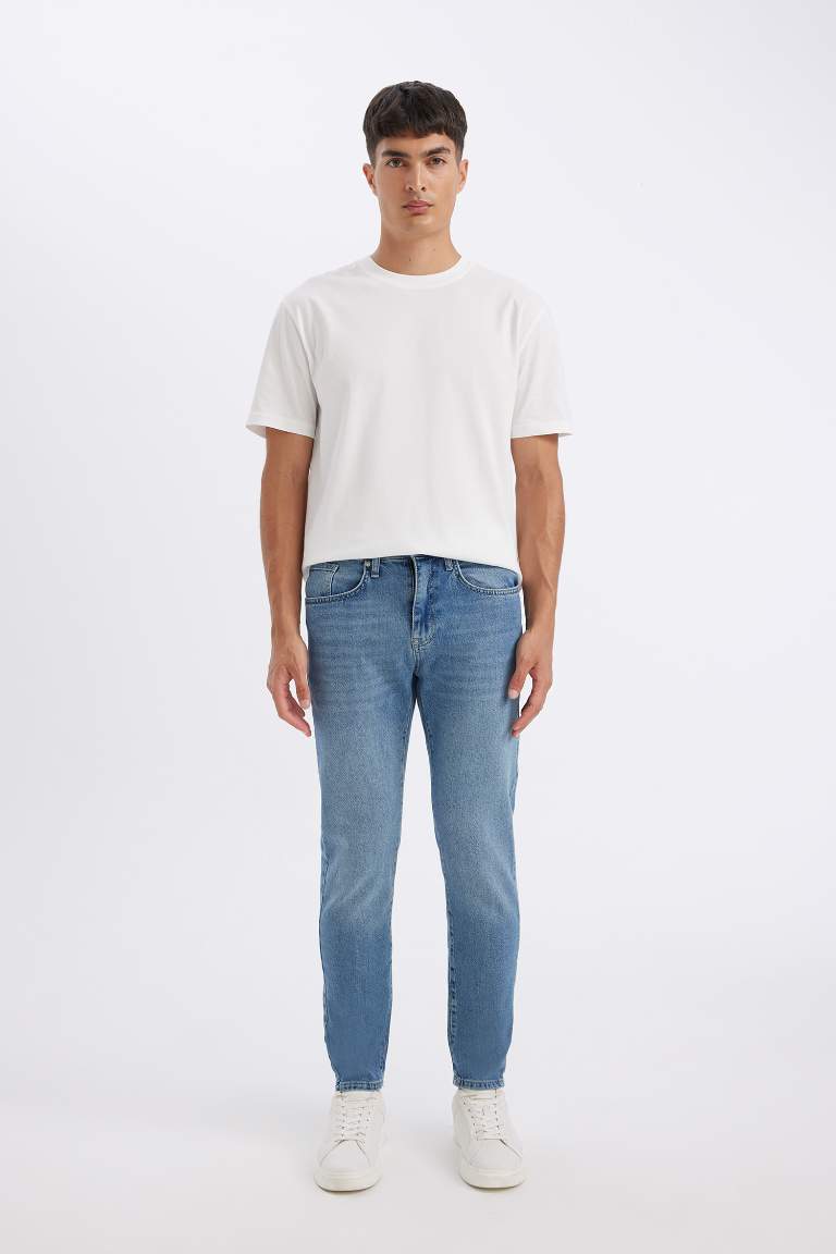 Pantalon Jean Slim  à Taille Normale et Jambe ajustées