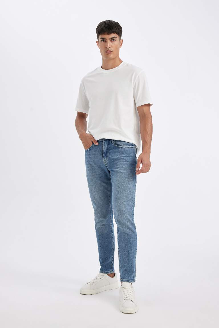 Pantalon Jean Slim  à Taille Normale et Jambe ajustées