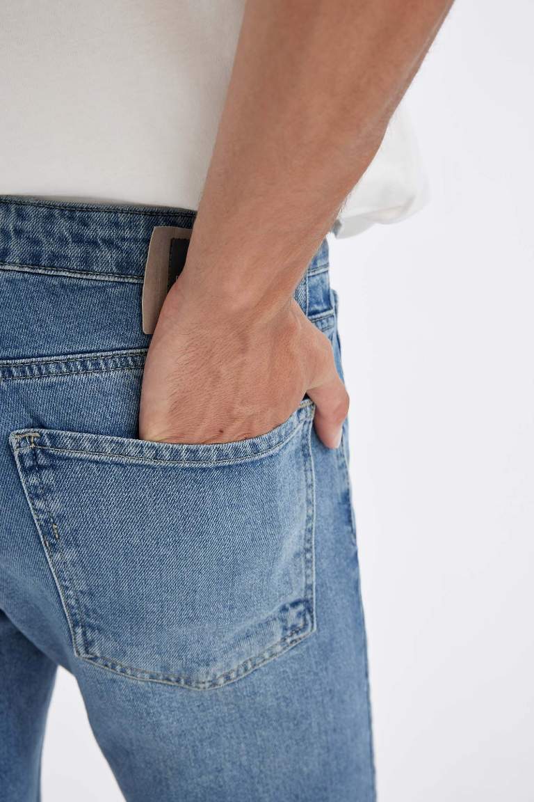 Pantalon Jean Slim  à Taille Normale et Jambe ajustées