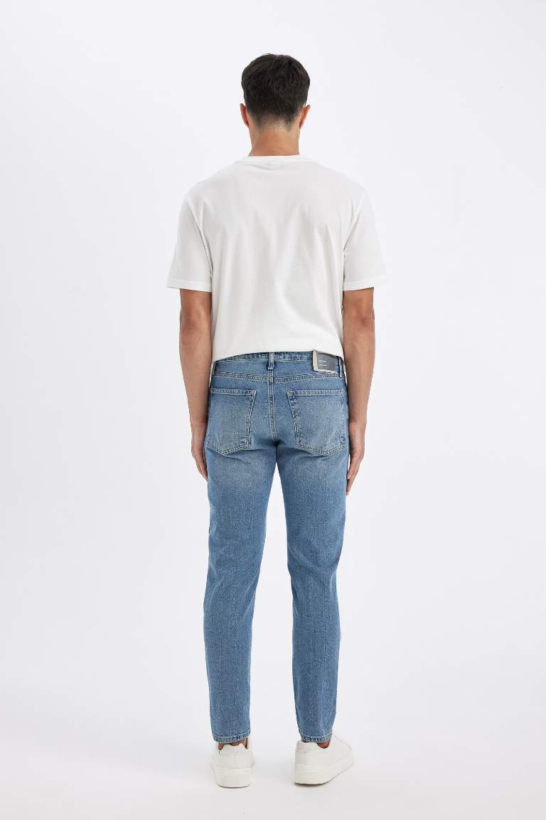 Pantalon Jean Slim  à Taille Normale et Jambe ajustées