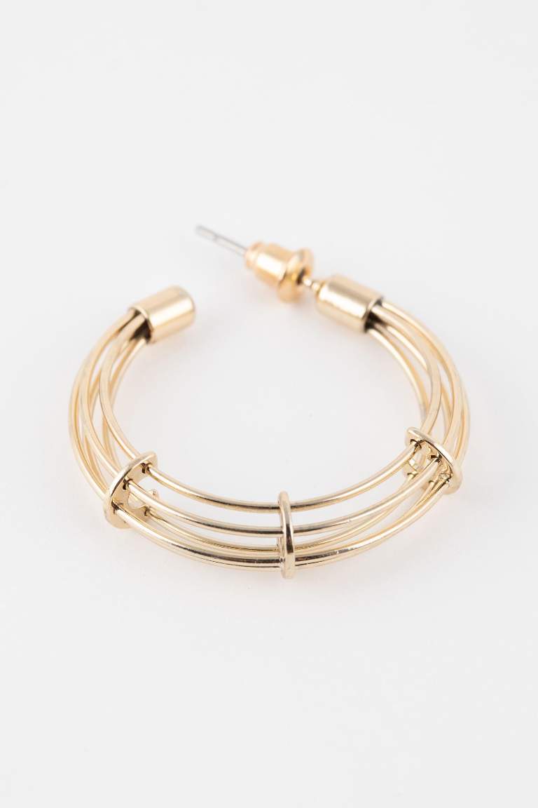 Woman Hoop Gold Earrings