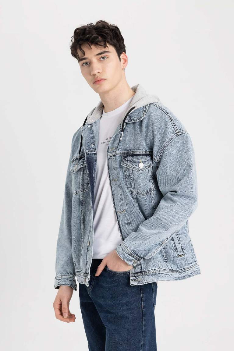 Veste en jean à capuche, coupe oversize