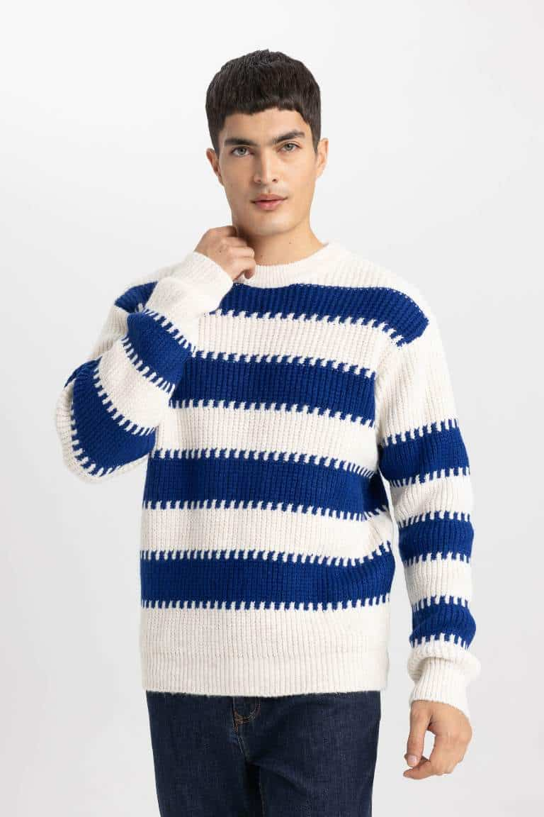 Ecru MEN Relax Fit Crew Neck Knitwear Pullover 3043814 | DeFacto