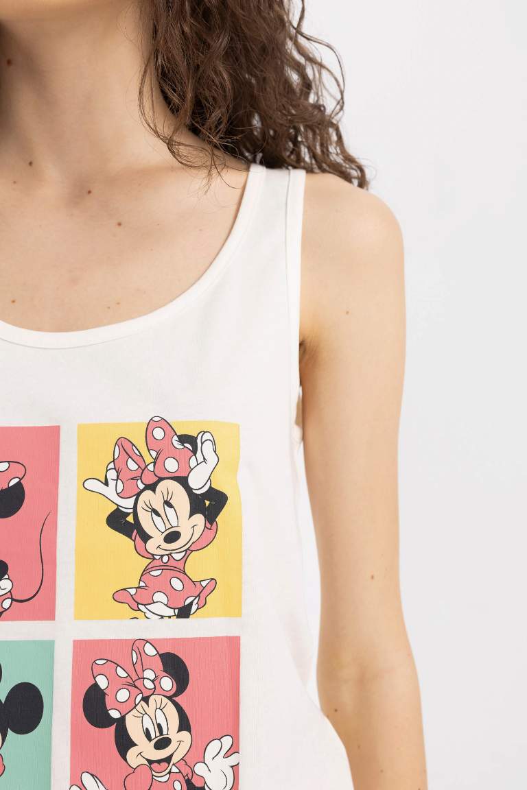 Fall in Love Disney Mickey & Minnie 2 Piece Pajama Set