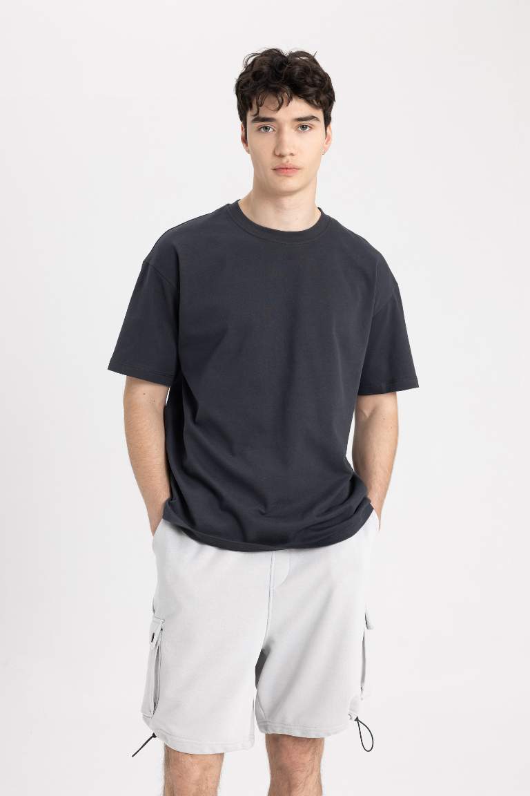 Oversize Fit Regular Hem Shorts