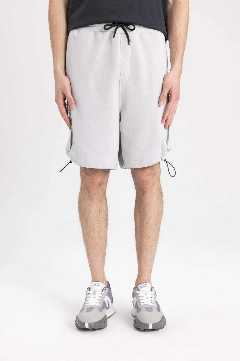 Oversize Fit Regular Hem Shorts