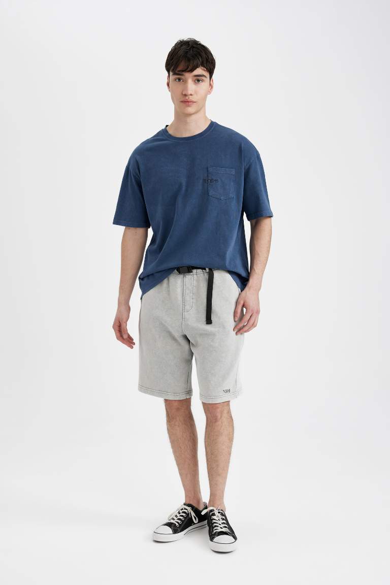 Oversize Fit Regular Hem Shorts