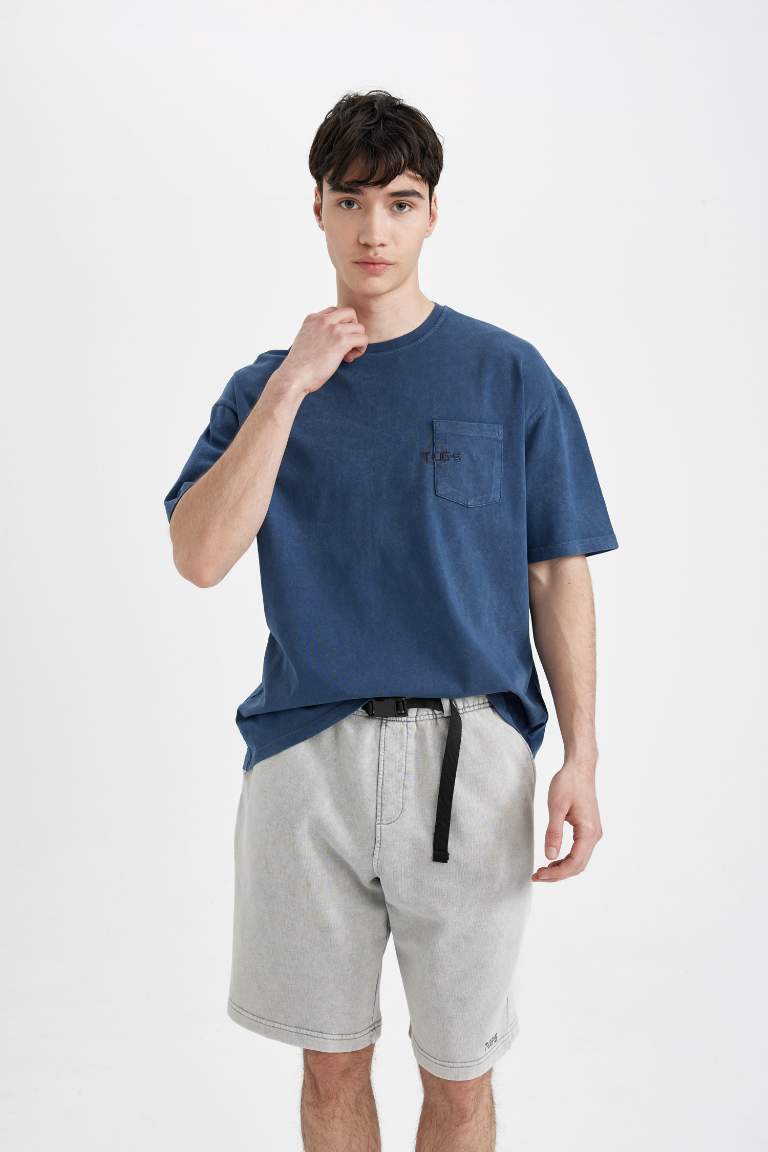 Oversize Fit Regular Hem Shorts