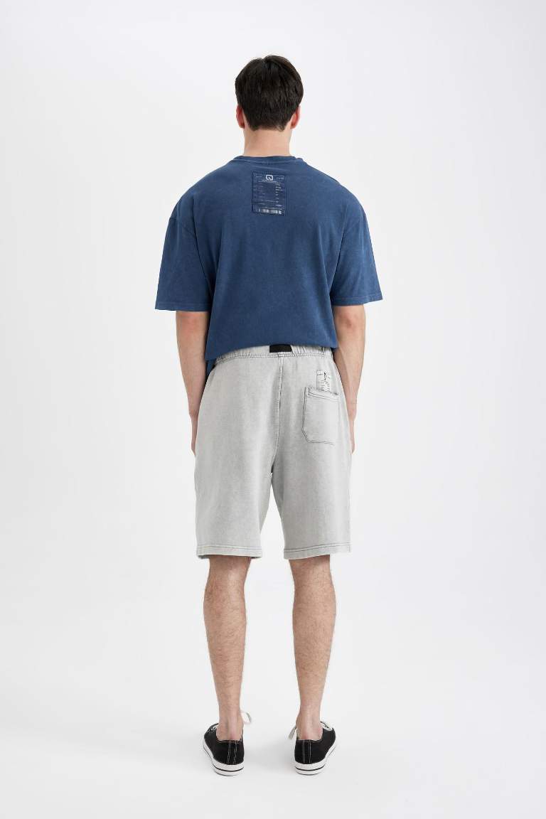 Oversize Fit Regular Hem Shorts