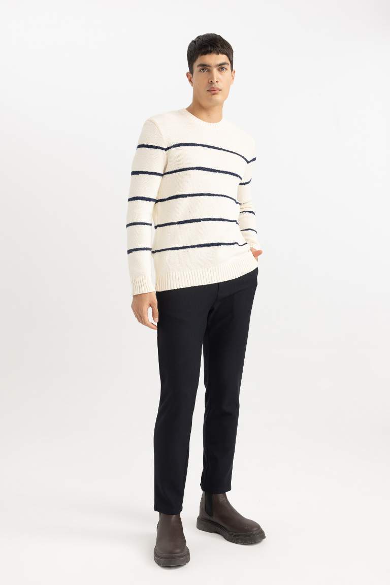 Standard Fit Crew Neck Knitwear Pullover