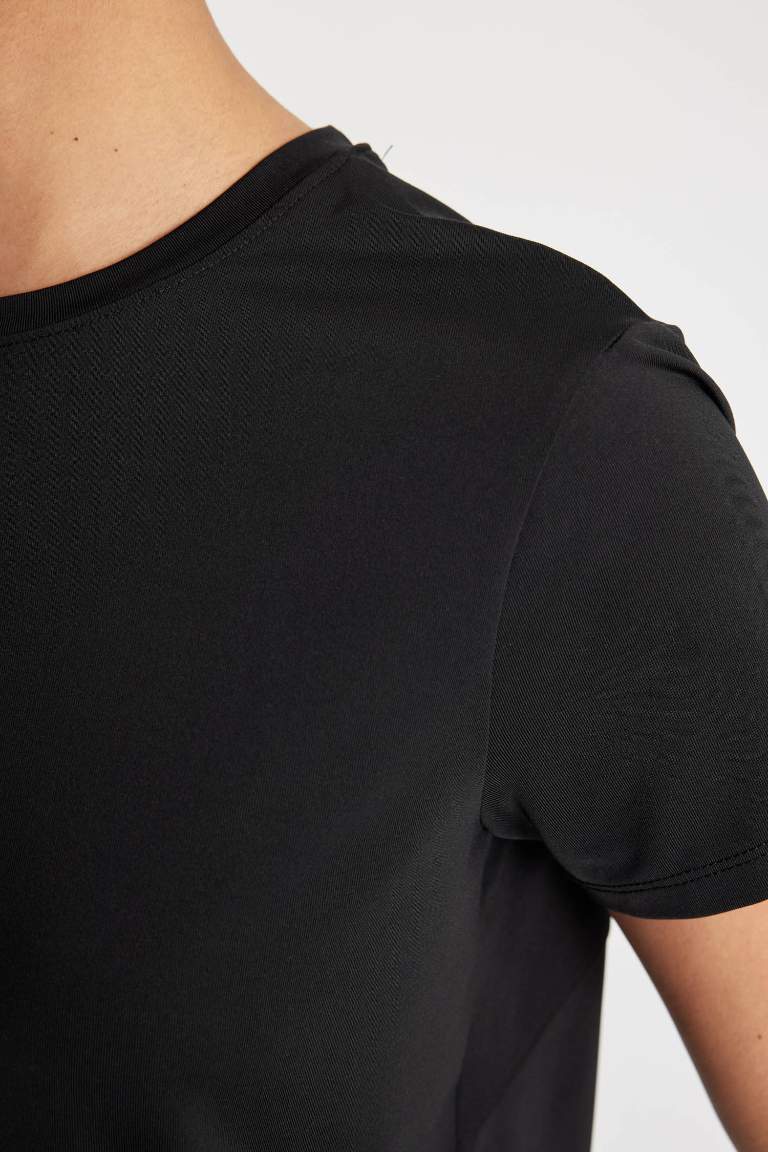 DeFactoFit Standard Fit Crew Neck Heavy Fabric T-Shirt