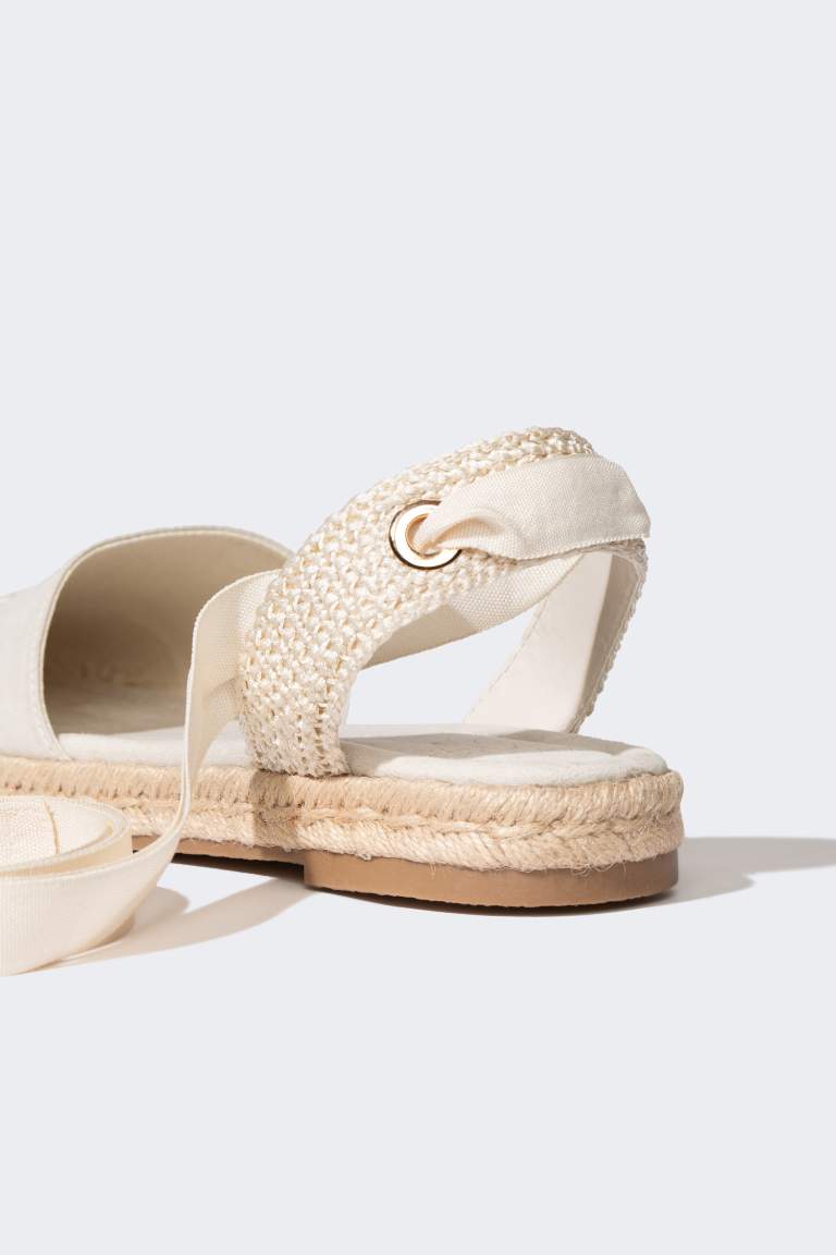 Woman Flat Sole Espadrille