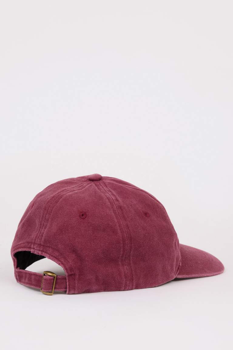 Casquette en jean brodée unisexe