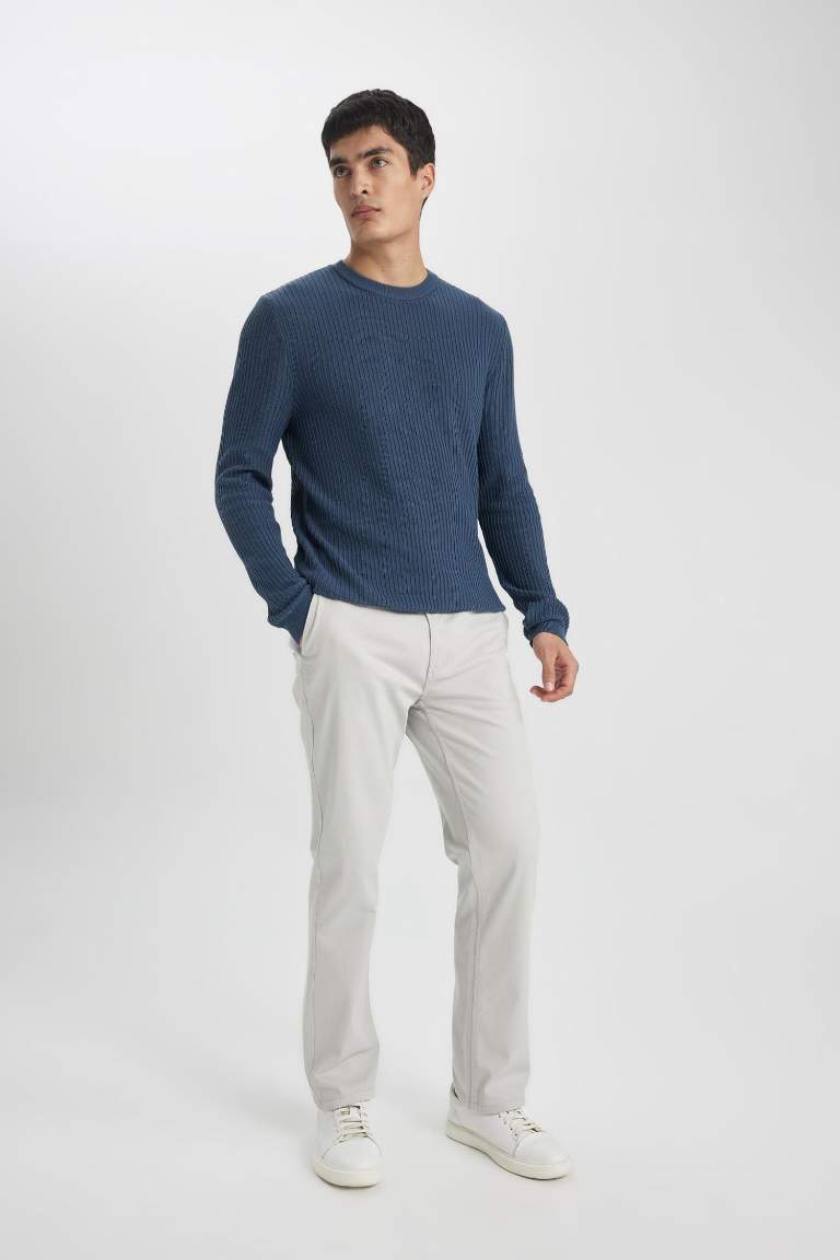 Standard Fit Crew Neck Basic Knitted Pullover