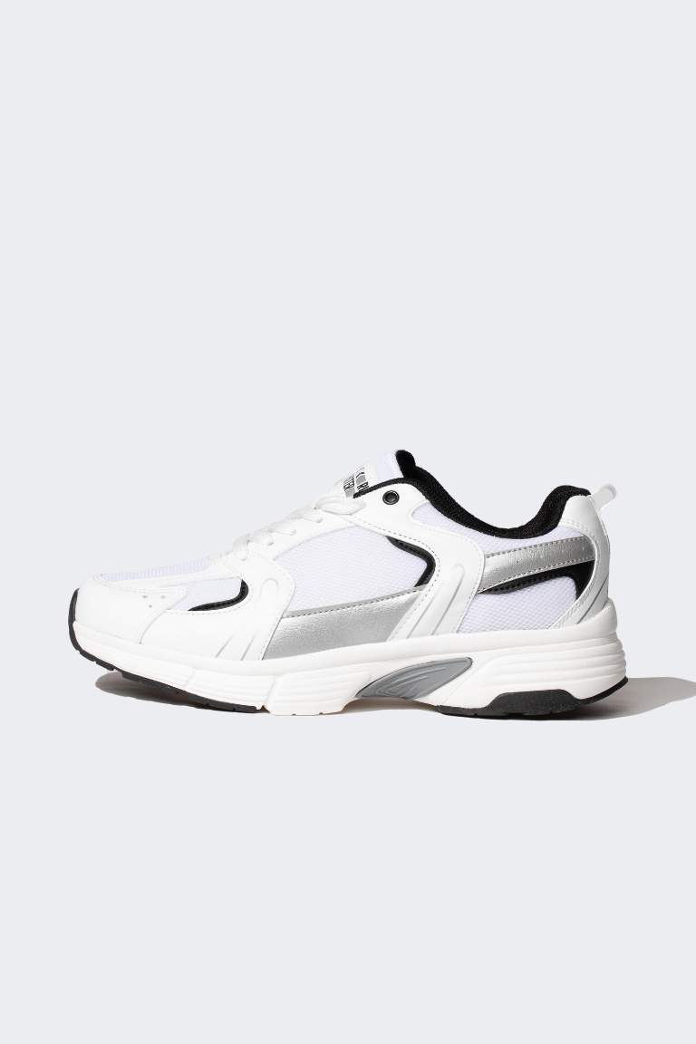 Woman Faux Leather Serrated Sole Sport shoes