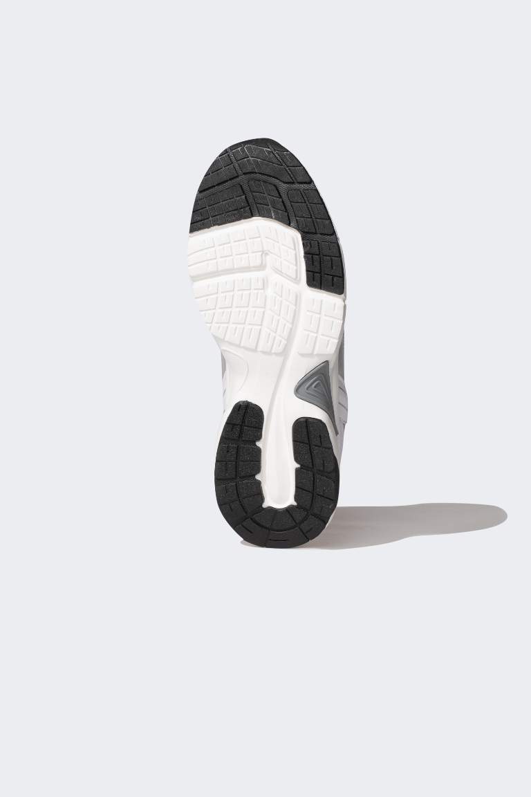 Woman Faux Leather Serrated Sole Sport shoes