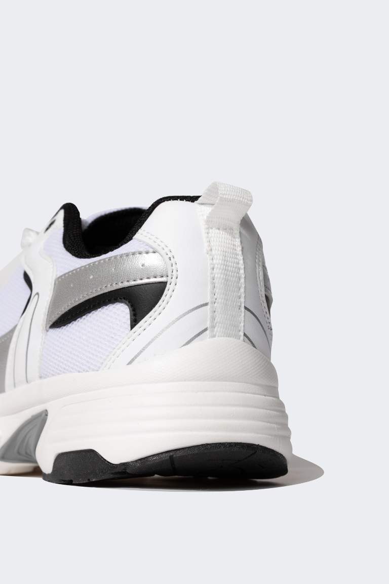 Woman Faux Leather Serrated Sole Sport shoes