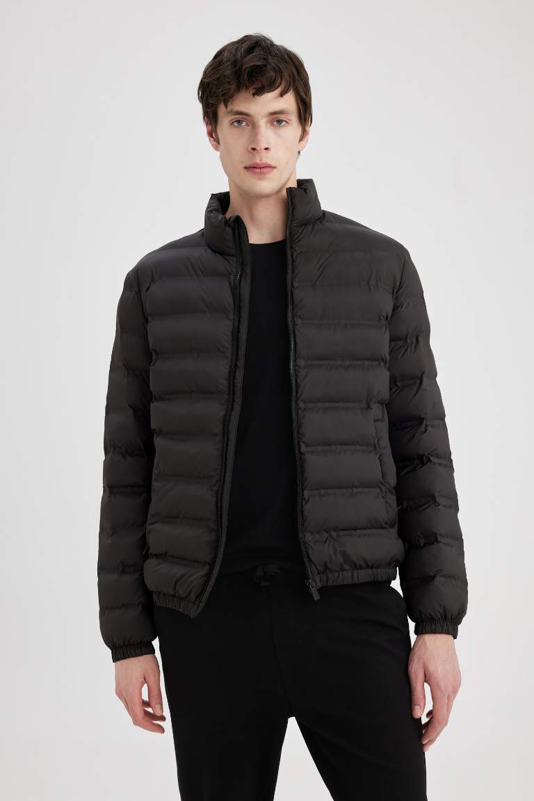 Black MEN Slim Fit Puffer Jacket 3060944 | DeFacto