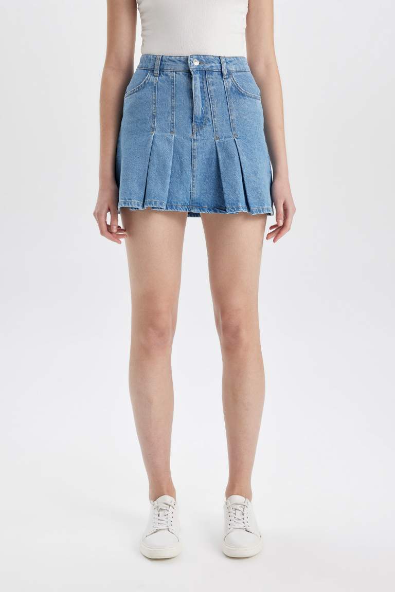 Fashion Fit Jean Mini Skirt