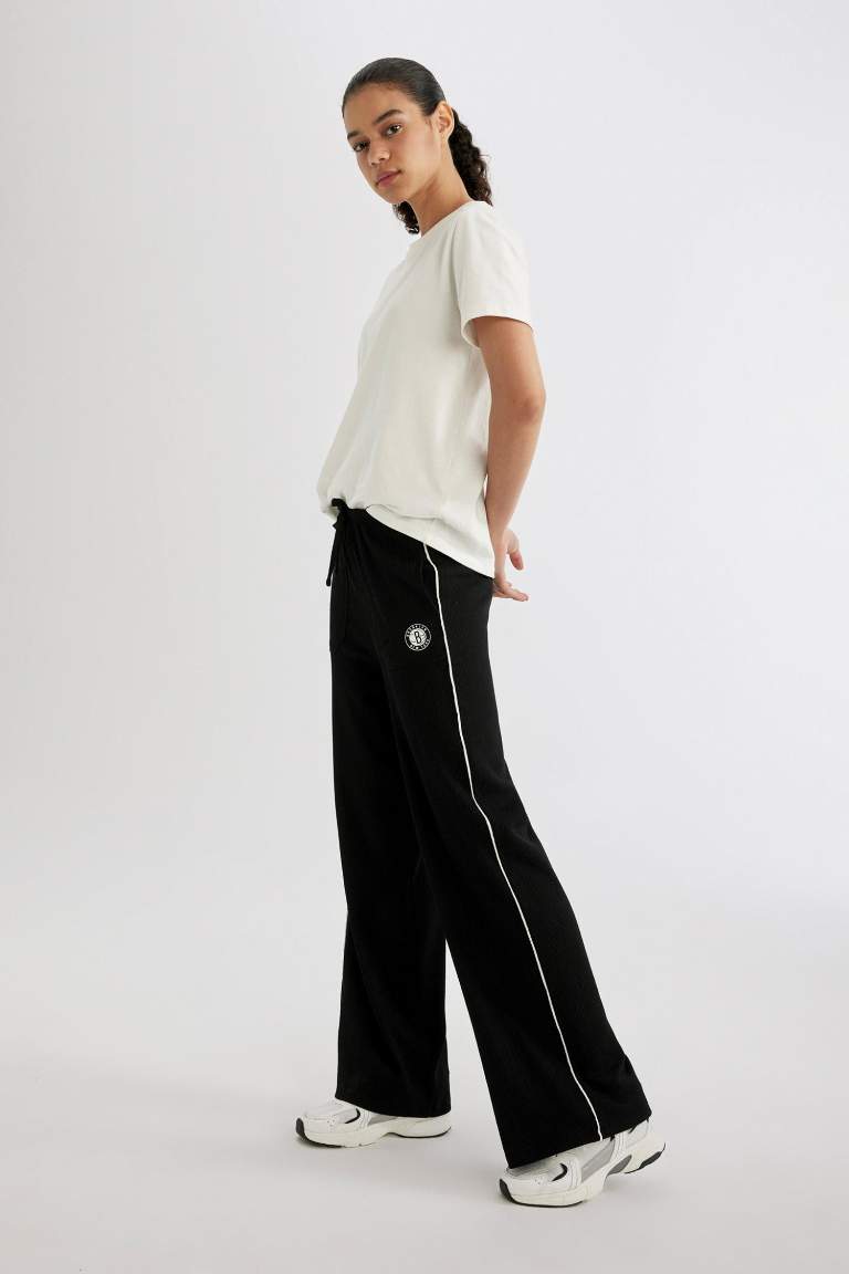 DeFactoFit Wide Leg Geniş Paça İnce Eşofman Altı NBA Brooklyn Nets Wide Leg Çift Cepli Geniş Paça