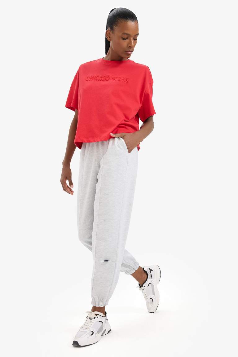 Спортивные брюки DeFactoFit NBA Chicago Bulls Jogger со стандартной длиной и двойными карманами
