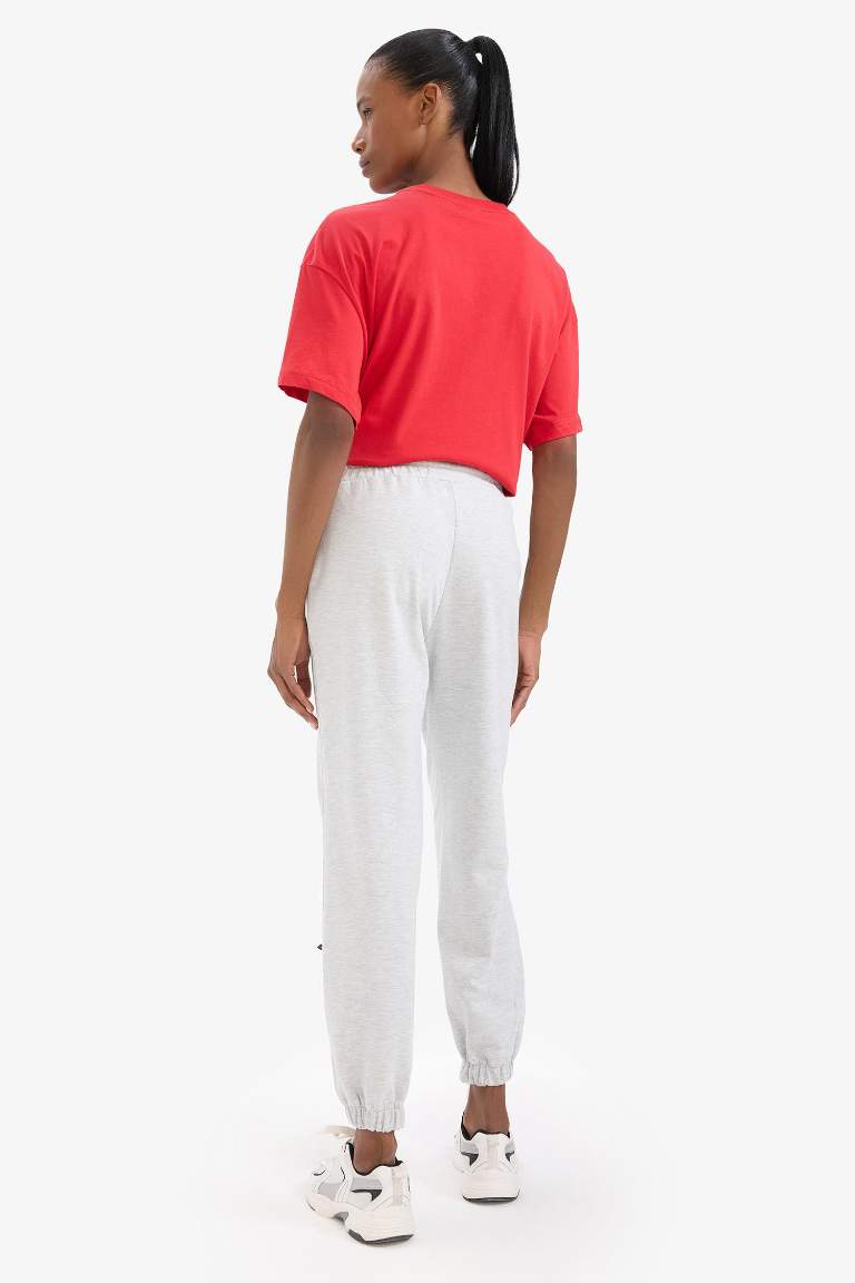 Спортивные брюки DeFactoFit NBA Chicago Bulls Jogger со стандартной длиной и двойными карманами