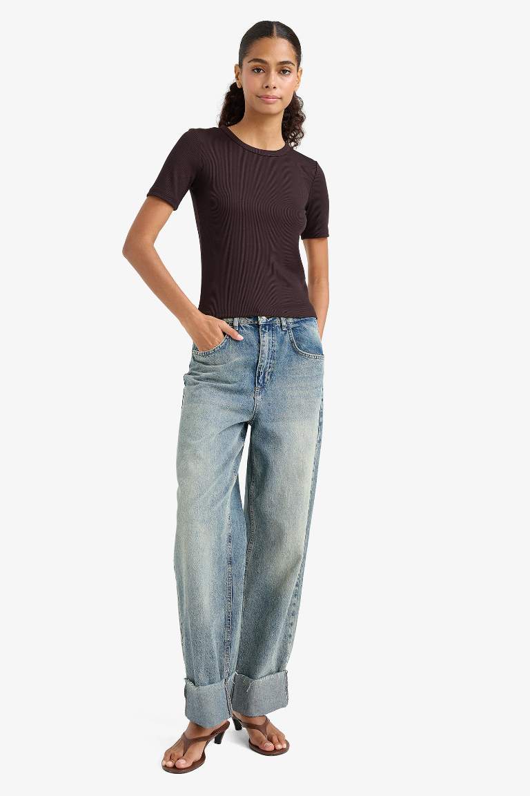 Slim Fit Dar Kesim Bisiklet Yaka Basic Düz Fitilli Kaşkorse Kısa Kollu Tişört
