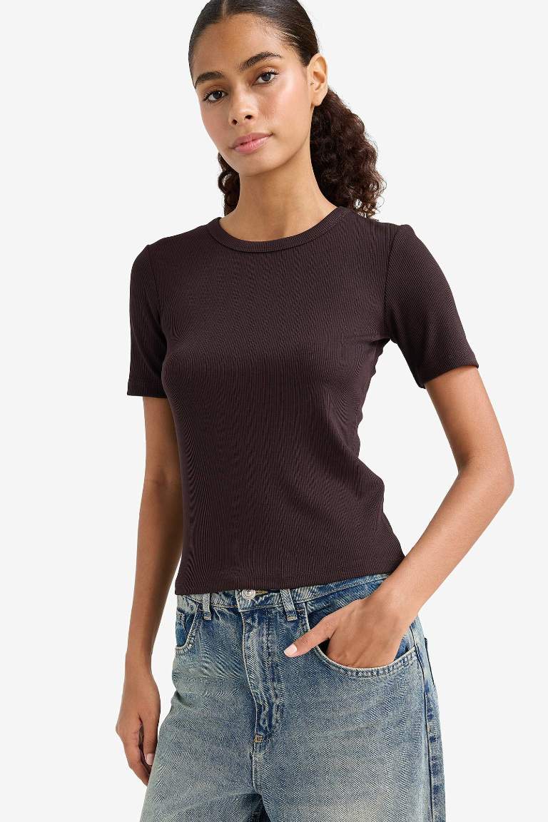Slim Fit Dar Kesim Bisiklet Yaka Basic Düz Fitilli Kaşkorse Kısa Kollu Tişört