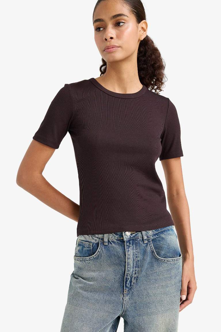 Slim Fit Dar Kesim Bisiklet Yaka Basic Düz Fitilli Kaşkorse Kısa Kollu Tişört