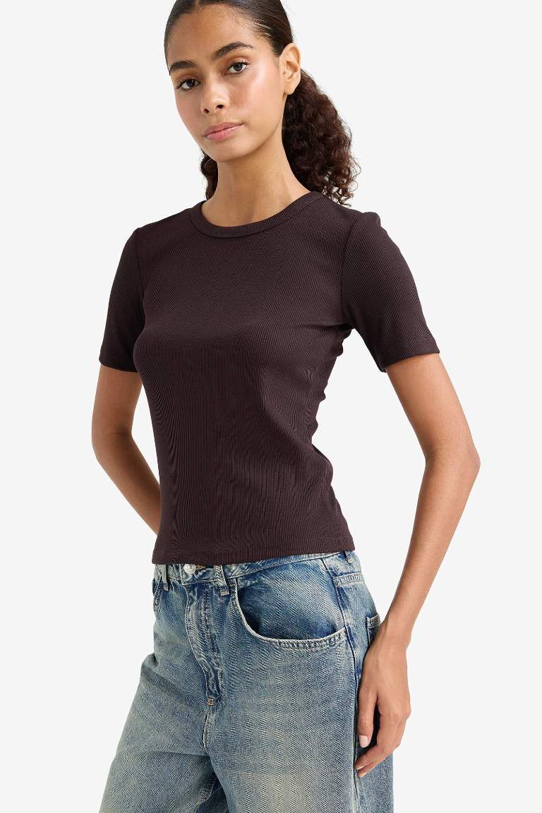Slim Fit Dar Kesim Bisiklet Yaka Basic Düz Fitilli Kaşkorse Kısa Kollu Tişört